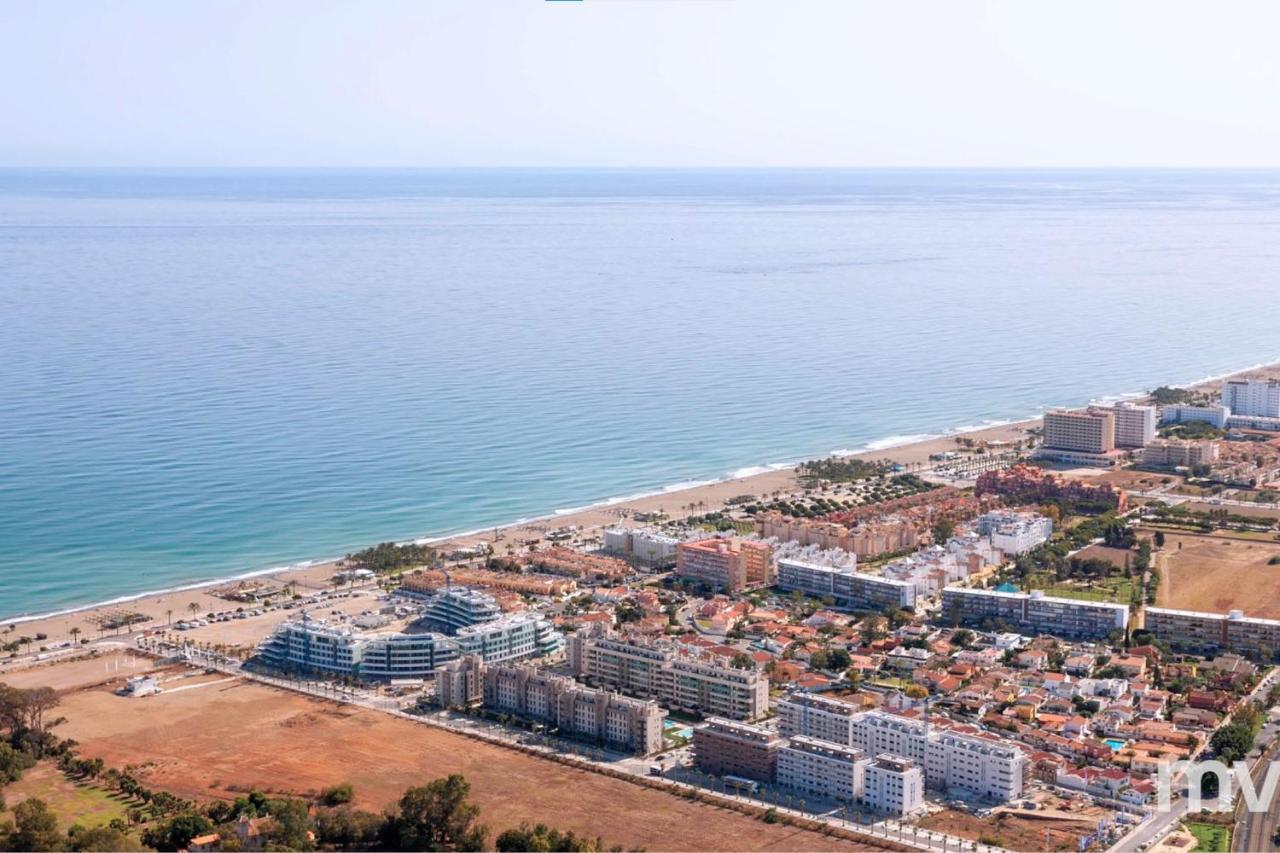 טורמולינוס Alamar P&O Corporate Accommodation מראה חיצוני תמונה